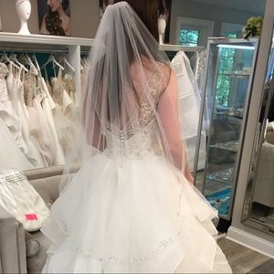 Marionat wedding veil